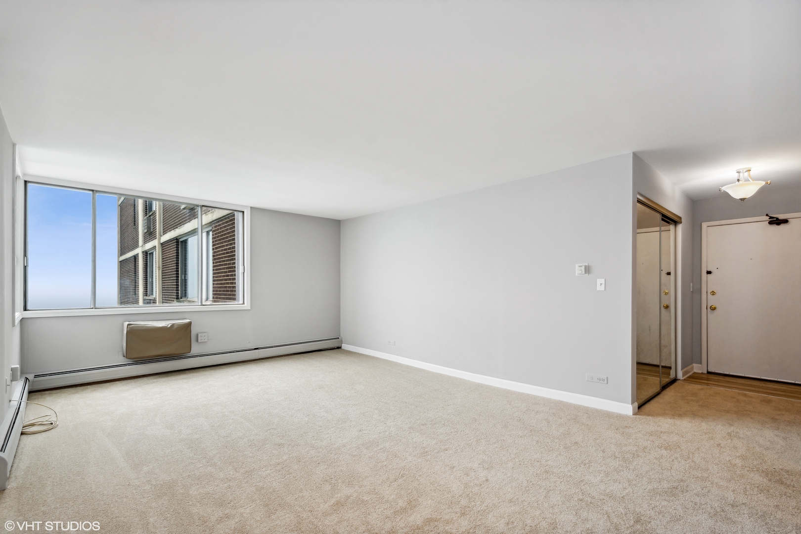 6325 North Sheridan Road, Unit 1901 Chicago, IL 60660 - Photo 7 of 20