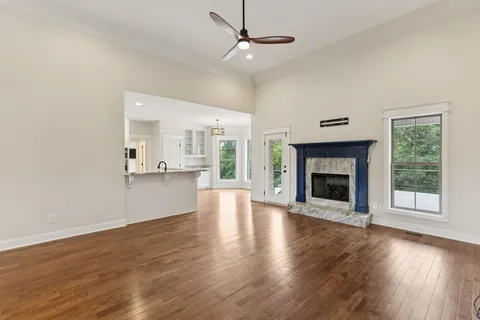 $759,900 | 126 Tom Walker Drive, Beechgrove, TN 37018