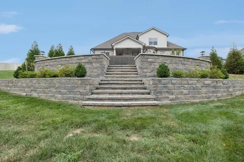 $759,900 | 126 Tom Walker Drive, Beechgrove, TN 37018
