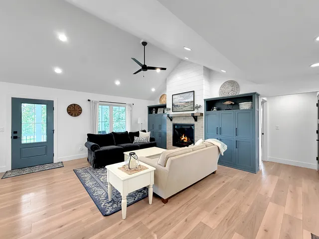 $599,900 | 4567 West Stephenson St Road, Freeport, IL 61032