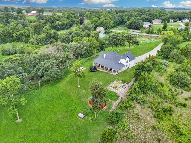 $599,900 | 4567 West Stephenson St Road, Freeport, IL 61032