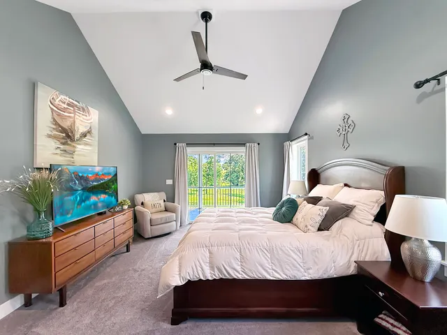 $599,900 | 4567 West Stephenson St Road, Freeport, IL 61032