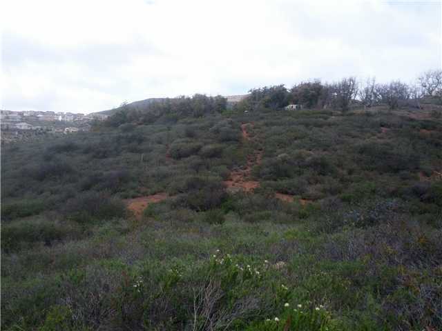 1 Atterbury Road San Marcos, CA 92078 - Photo 13 of 16 Gallery Image 13