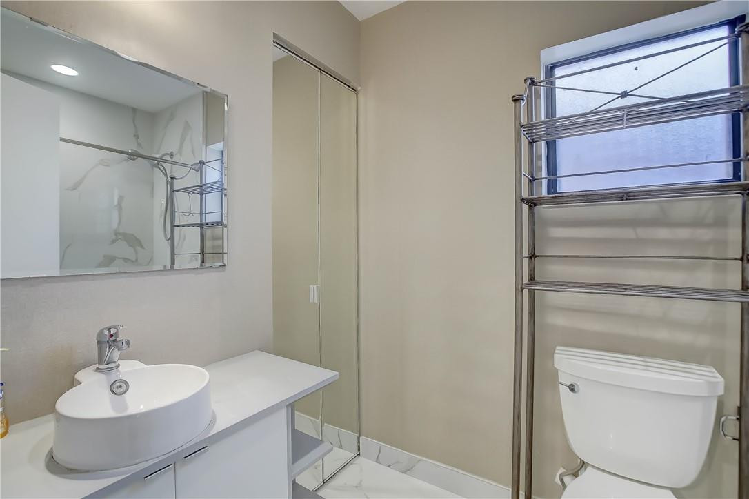 9717 North New River Canal Road, Unit 408 Plantation, FL 33324 - Photo 28 of 48 SECOND BEDROOM - BATHROOM