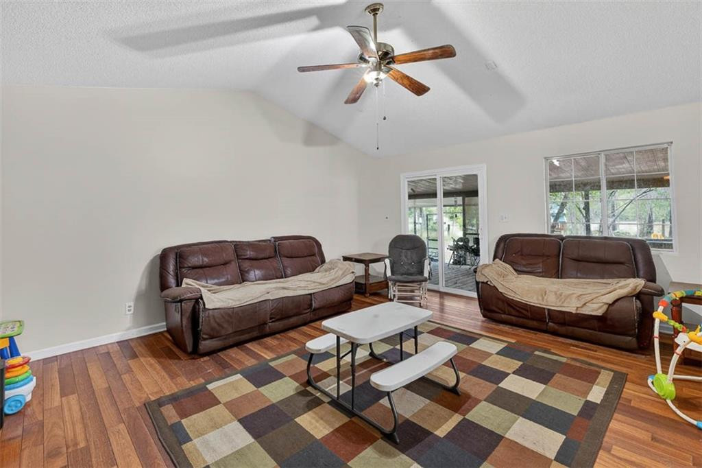 895 Lynn Road Waynesville, GA 31566 - Photo 12 of 63 Photo 12