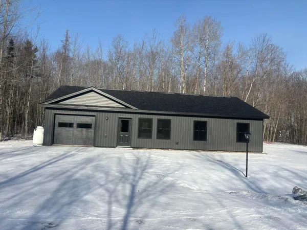 $319,999 | 126 Newell Court, Unity, ME 04988