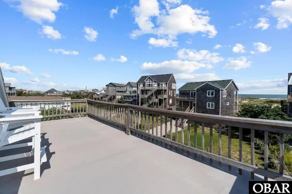 $579,000 | 42028 Ocean Dune Loop, Avon, NC 27915