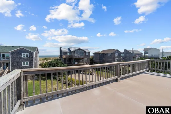 $579,000 | 42028 Ocean Dune Loop, Avon, NC 27915