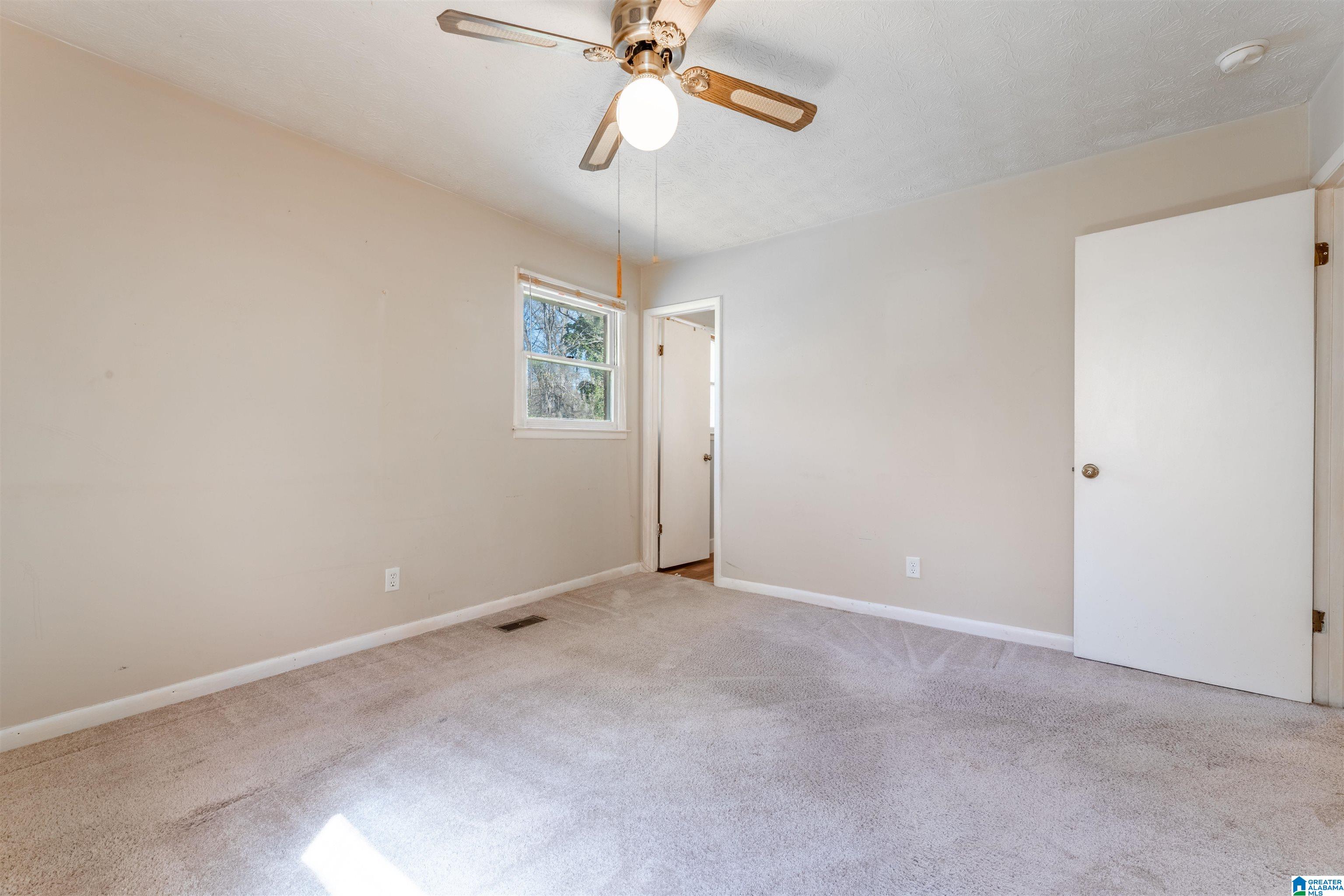 1301 Montevallo Road Weaver, AL 36277 - Photo 21 of 39