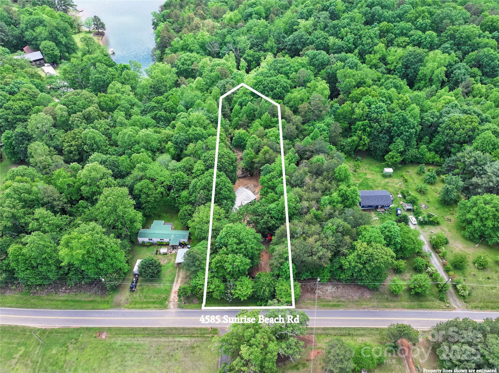 4585 Sunrise Beach Road Catawba, NC 28609 - Photo 17 of 32 a view of a yard