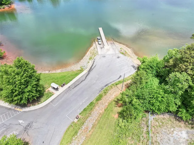 a view of a small yard