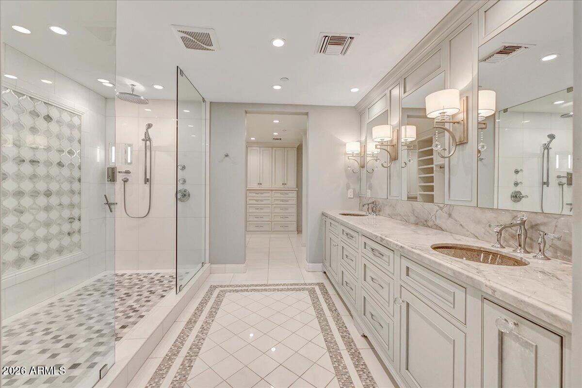 7181 East Camelback Road, Unit 608 Scottsdale, AZ 85251 - Photo 20 of 47 23-Primary Bath
