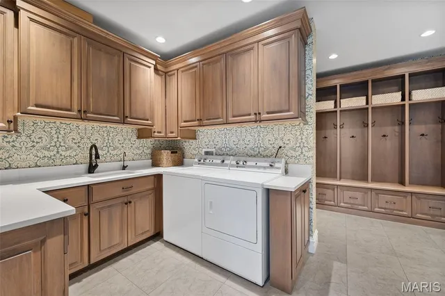 $2,695,000 | 7321 Westmoreland Drive, University City, MO 63130