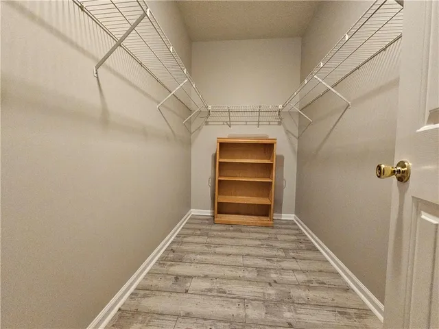 a view of utility room