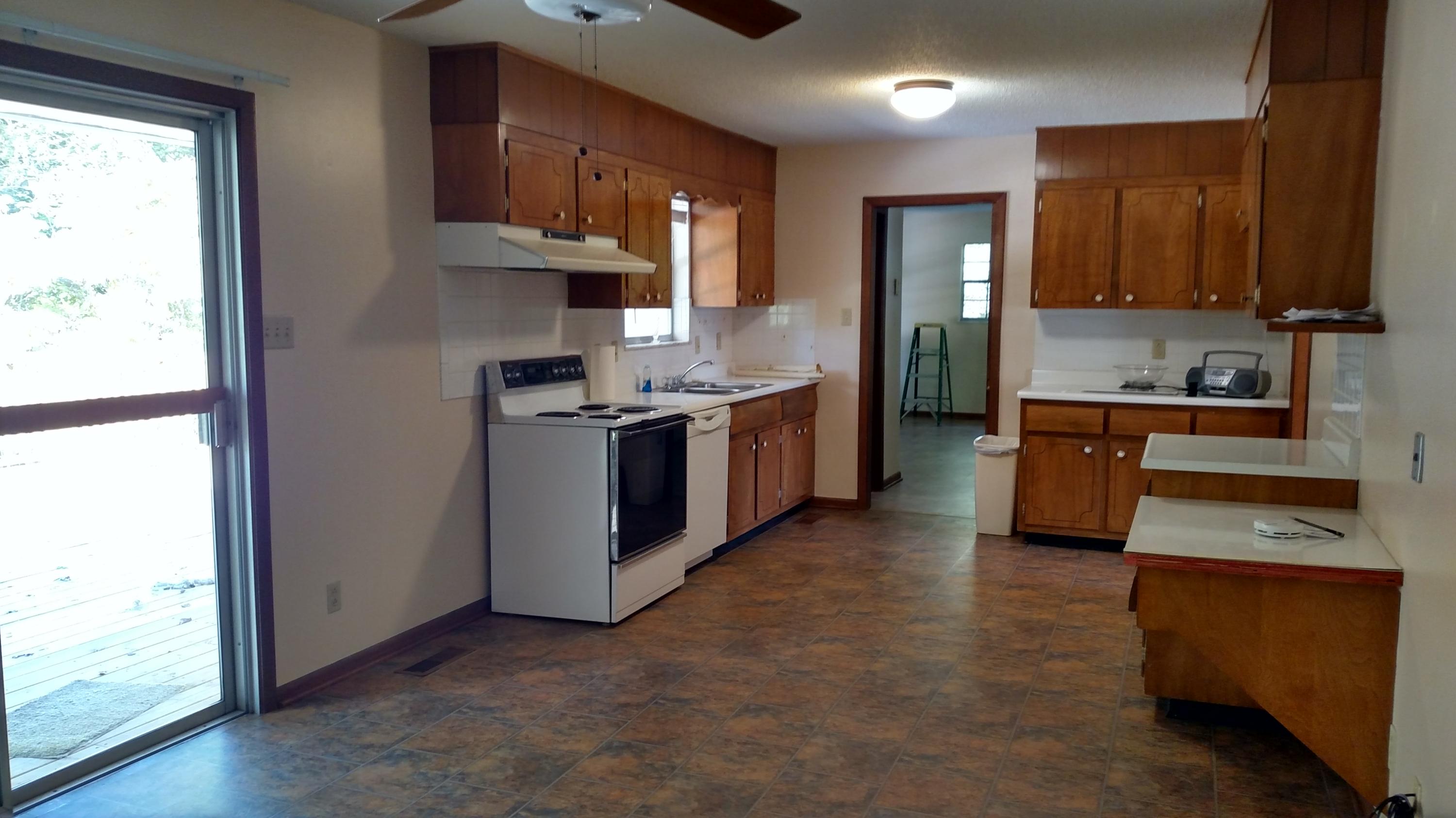 118 Windham Road Oak Ridge, TN 37830 - Photo 5 of 19 IMG_20150924_100351441_HDR