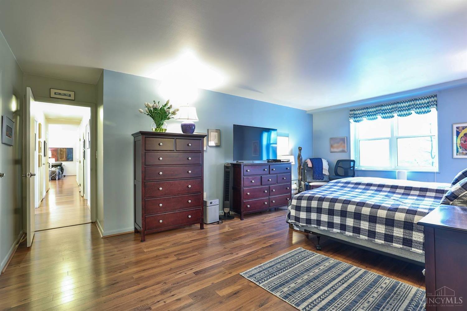 2444 Madison Road, Unit 307 Cincinnati, OH 45208 - Photo 35 of 41 Gallery Image 35