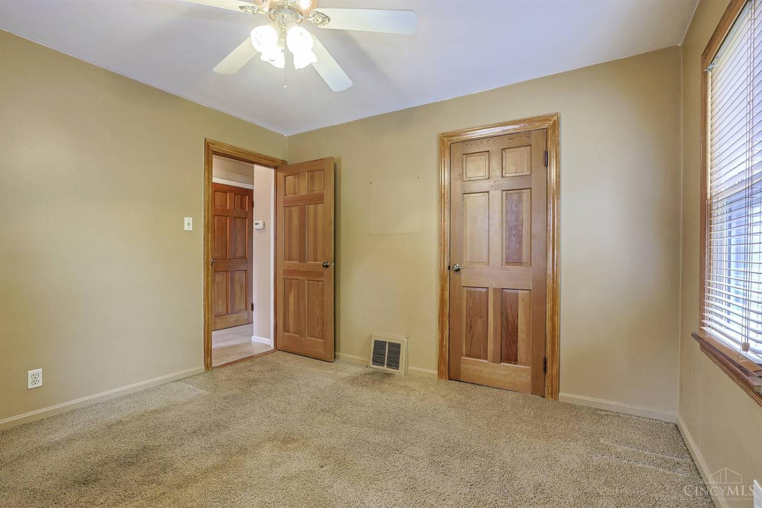 7845 Livingston Road Cincinnati, OH 45247 - Photo 23 of 48 Gallery Image 23