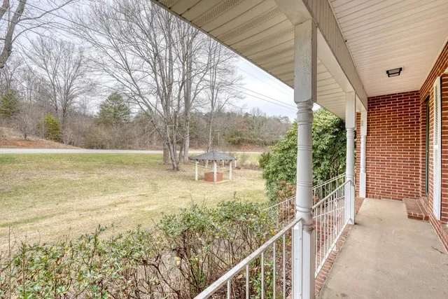 $375,000 | 6112 Byers Creek Road, Young Harris, GA 30582