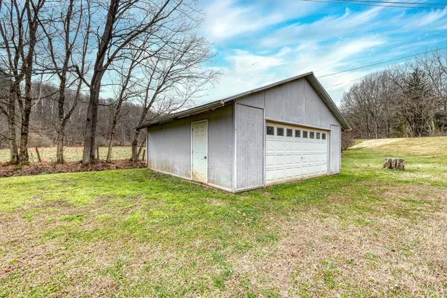 $375,000 | 6112 Byers Creek Road, Young Harris, GA 30582