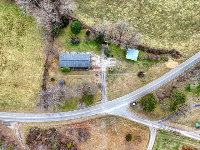 $375,000 | 6112 Byers Creek Road, Young Harris, GA 30582