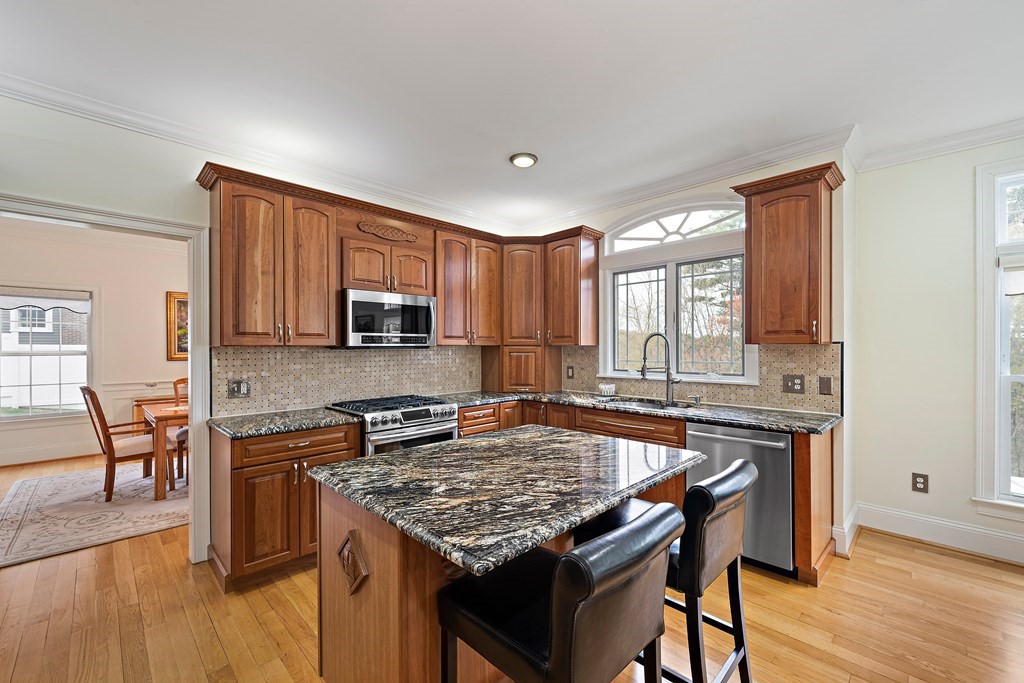 25 Franklin Street Canton, MA 02021 - Photo 9 of 42