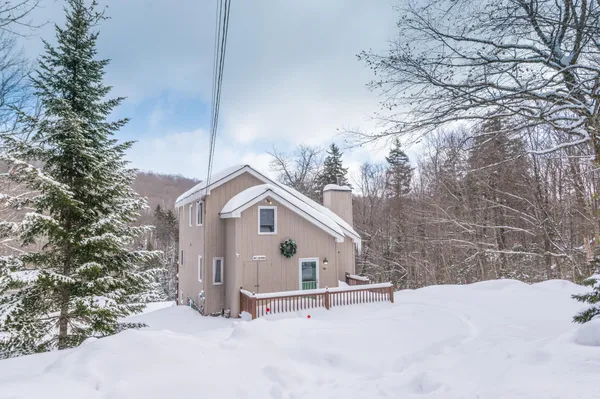 $625,000 | 68 Ellis Brook Road, West Dover, VT 05356