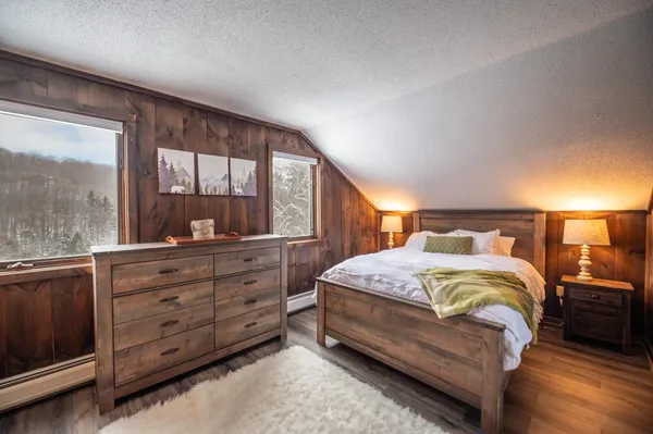 $625,000 | 68 Ellis Brook Road, West Dover, VT 05356