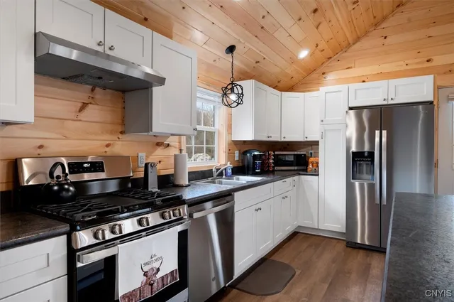 $295,000 | 2922 Lee Road, Florence, NY 13316