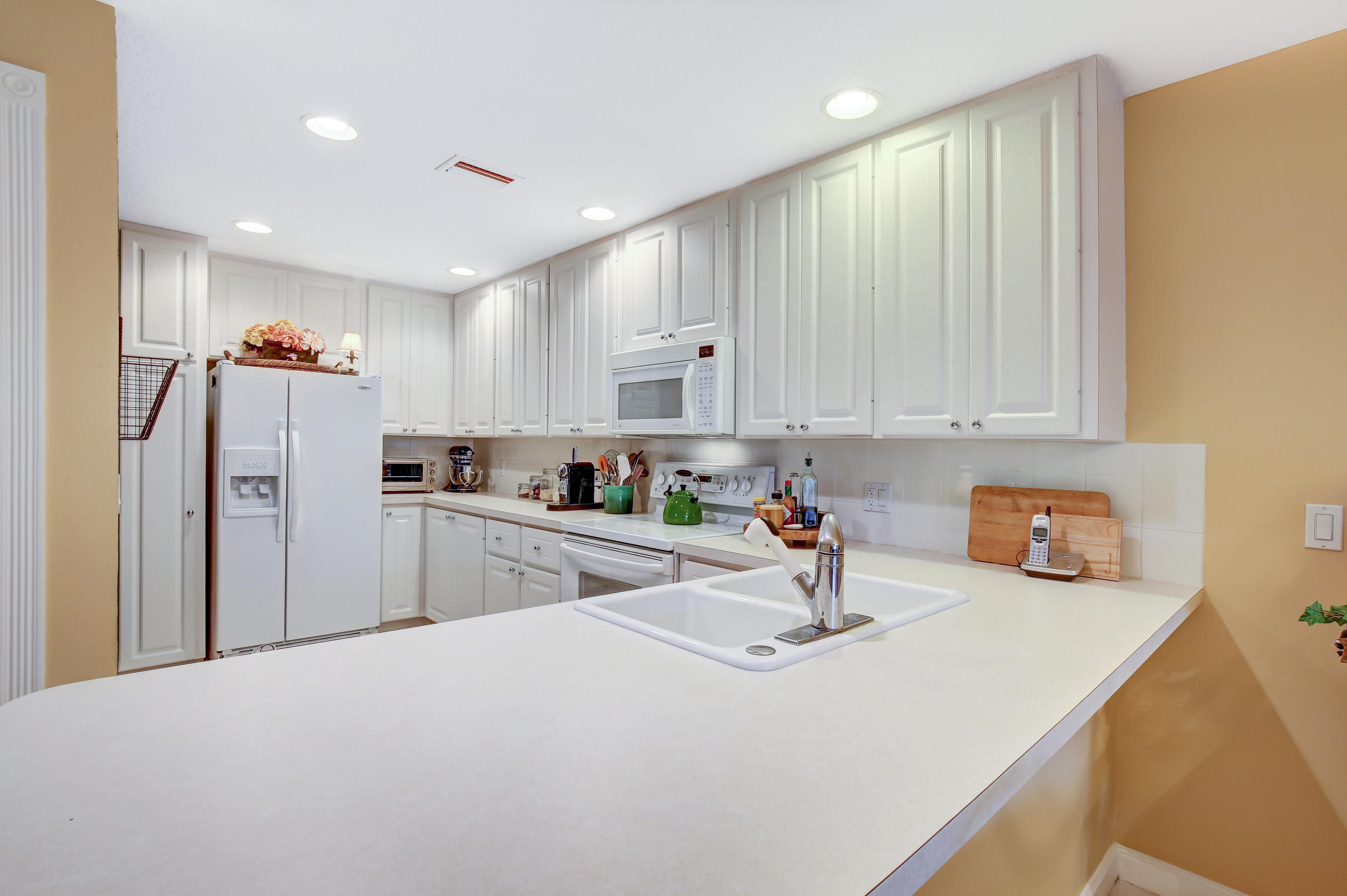 145 Rivinia Drive Jupiter, FL 33458 - Photo 5 of 21 145 Rivinia Dr Abacoa FL 33458-print-005