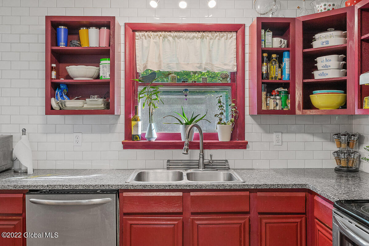 134 Tyrrell Road Mayfield, NY 12117 - Photo 13 of 55 134 Tyrrell Road Mayfield NY 028 MLS