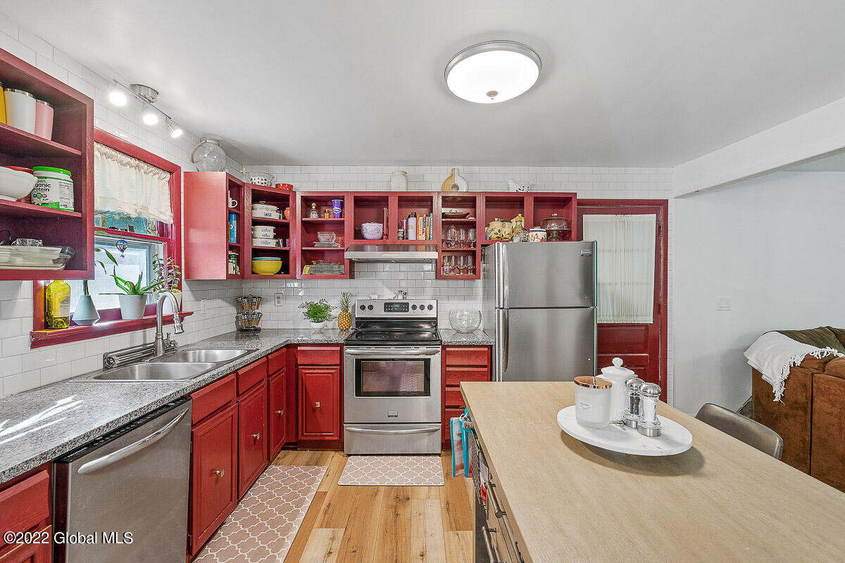 134 Tyrrell Road Mayfield, NY 12117 - Photo 9 of 55 134 Tyrrell Road Mayfield NY 027 MLS