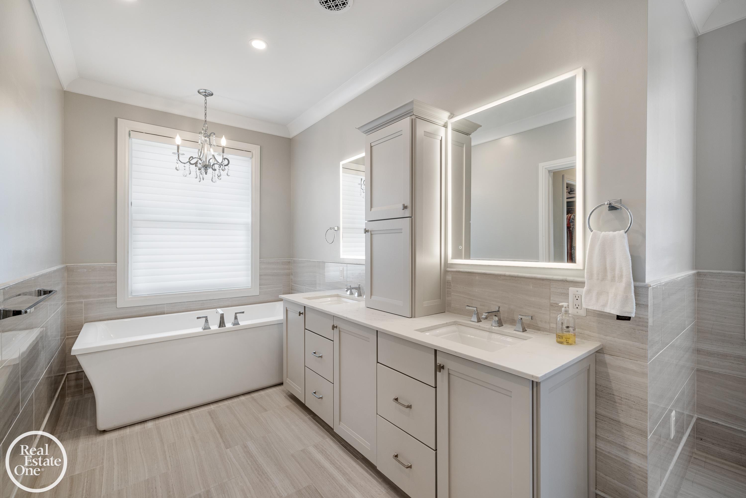 577 Washington Road Grosse Pointe, MI 48230 - Photo 55 of 93 50201174-2c10535c-411b-48a6-956c-b23e0a20cce5.JPG