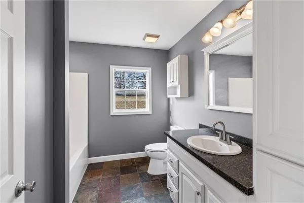 $170,000 | 514 West 3rd St Terrace, Carrollton, MO 64633