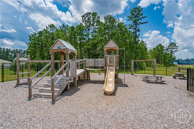 $2,800 | 1004 Bergamot Road, Bloomingdale, GA 31302