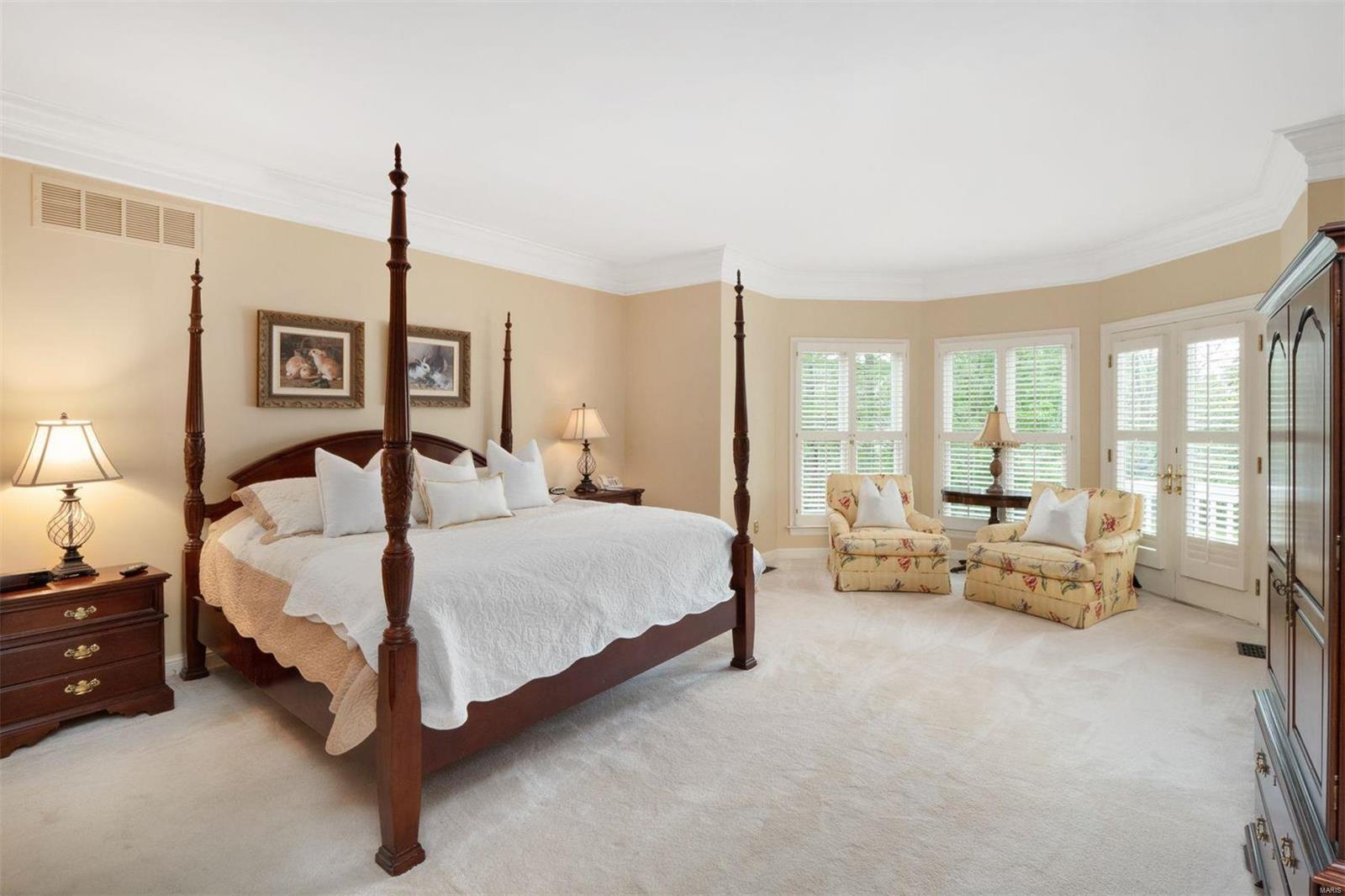 403 Rolling View Road Creve Coeur, MO 63141 - Photo 14 of 25 Gallery Image 14