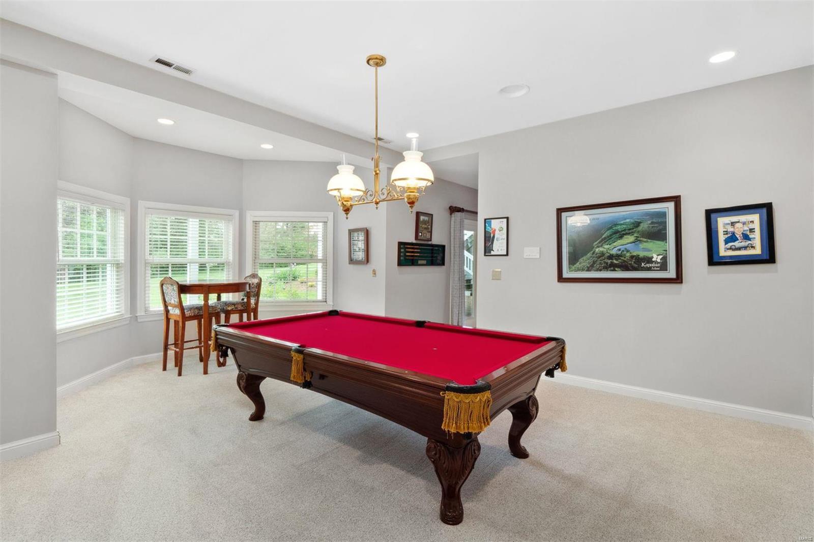 403 Rolling View Road Creve Coeur, MO 63141 - Photo 19 of 25 Gallery Image 19