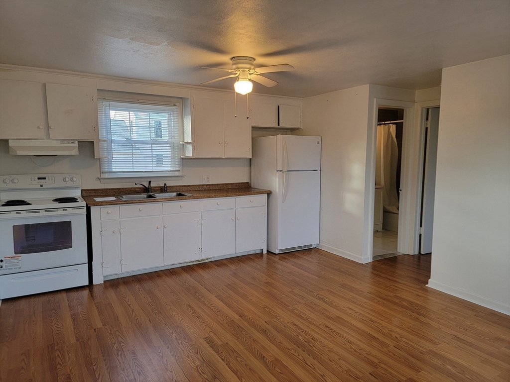 25-27 Merrymount Road Yarmouth, MA 02673 - Photo 21 of 34 Gallery Image 21
