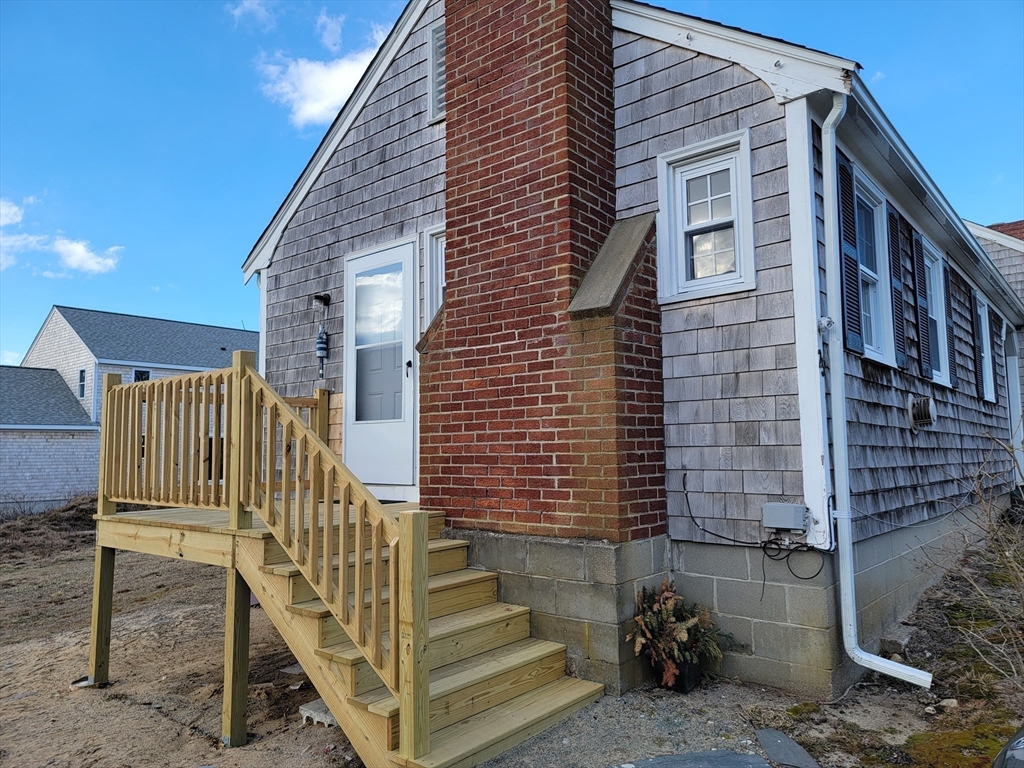 25-27 Merrymount Road Yarmouth, MA 02673 - Photo 25 of 34 Gallery Image 25
