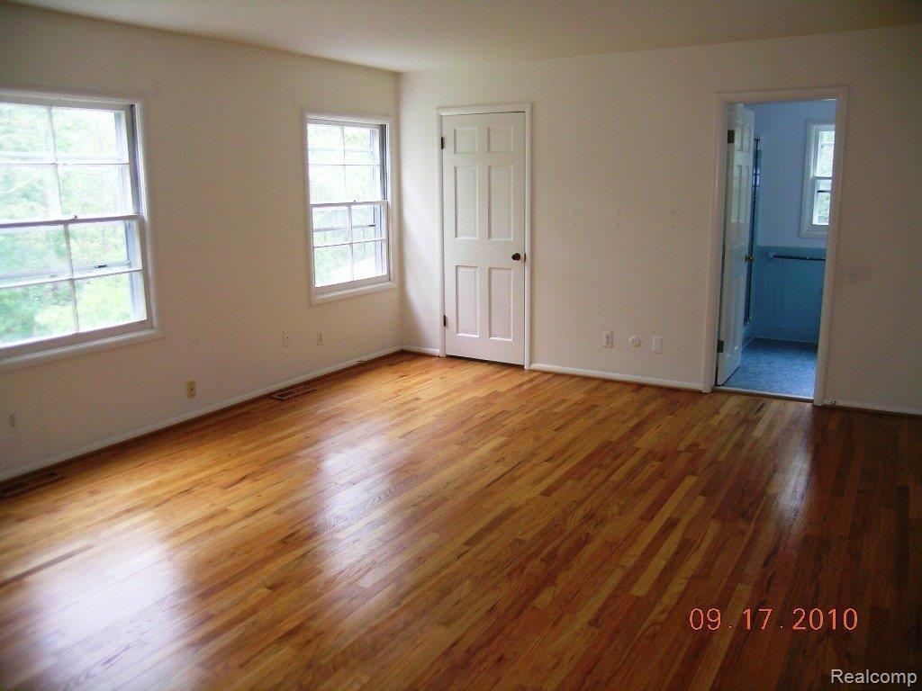3405 Craig Road Ann Arbor, MI 48103 - Photo 19 of 24 DSCN5830