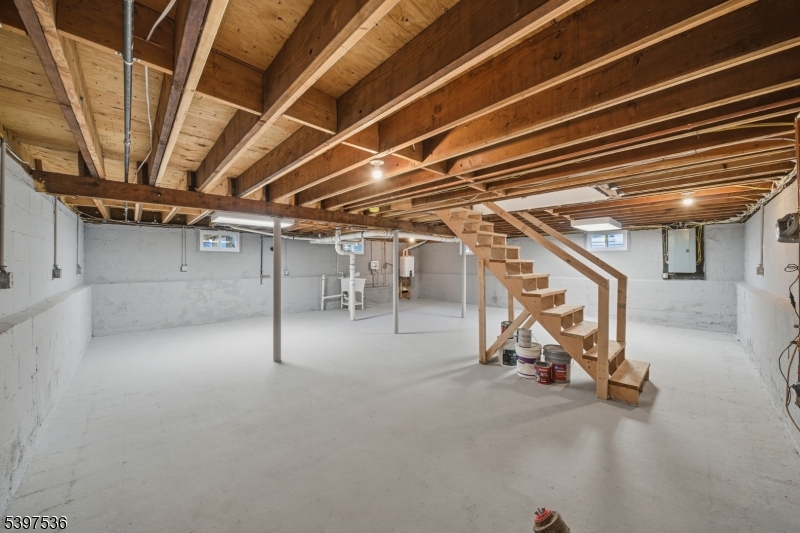 2535 Standish Avenue Union, NJ 07083 - Photo 32 of 45 a view of a room with gym equipment