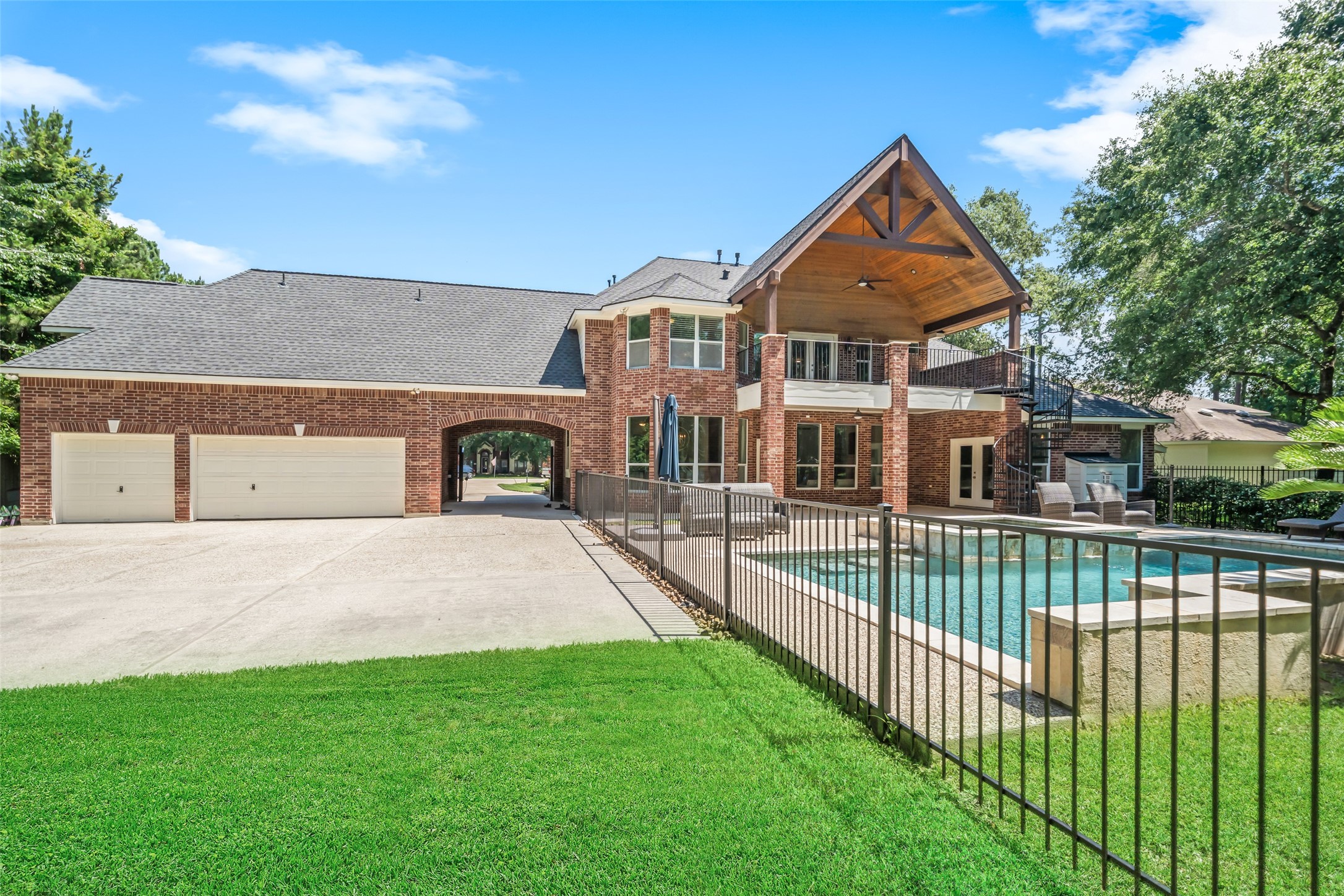 2302 Legends Shore Drive Spring, TX 77386 - Photo 25 of 48