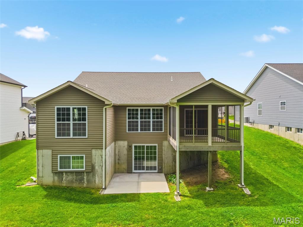 27471 Forest Ridge Court Warrenton, MO 63383 - Photo 7 of 82