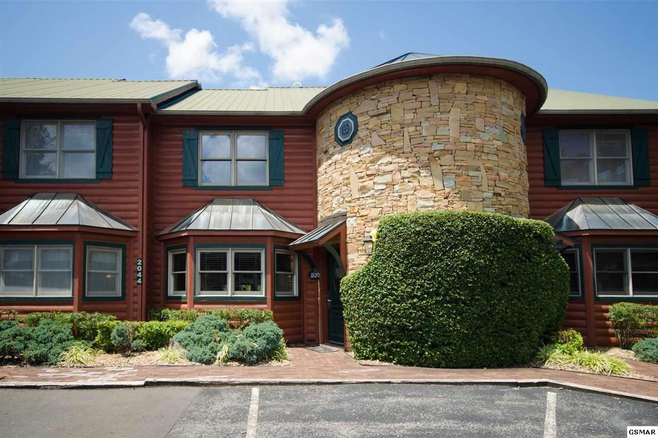 2044 Hickory Ridge Way, Unit THERIGHTPRESCRIPTION Sevierville, TN 37862 - Photo 1 of 32 Gallery Image 1