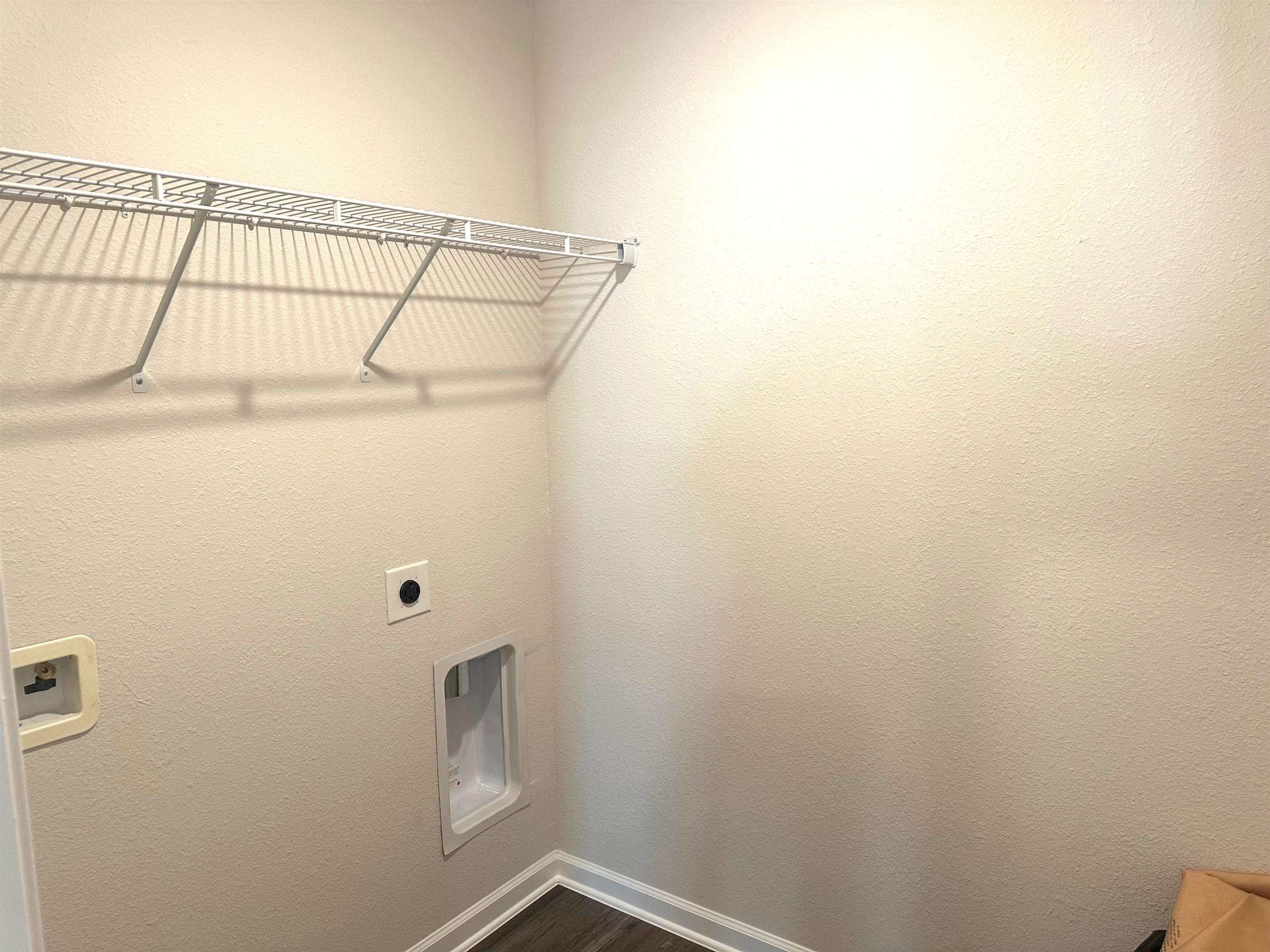 1243 Hayward Loop Foley, AL 36535 - Photo 13 of 32 Laundry
