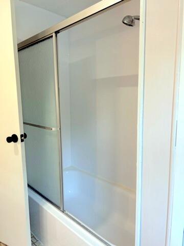 487 North Pond Road Winslow, ME 04901 - Photo 22 of 37 Tub/shower