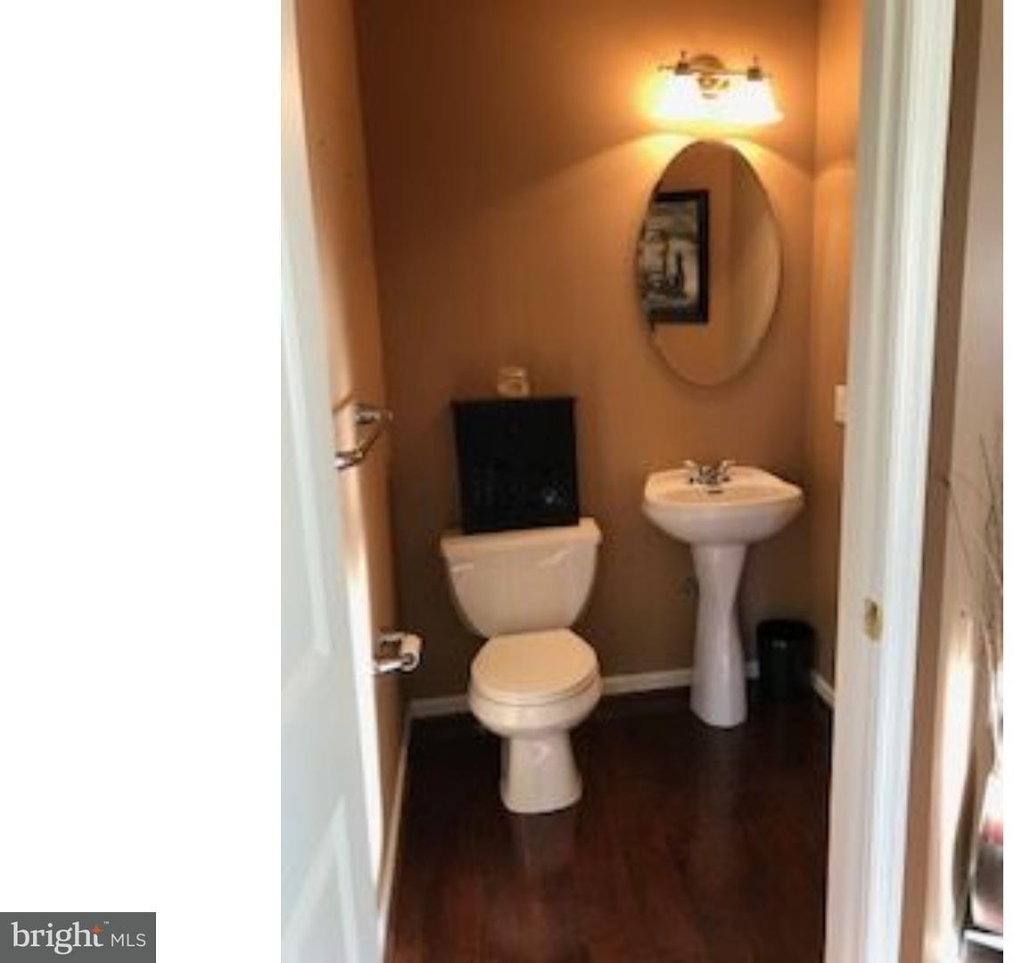 1801 Orchard View Road Reading, PA 19606 - Photo 22 of 23 Bathroom