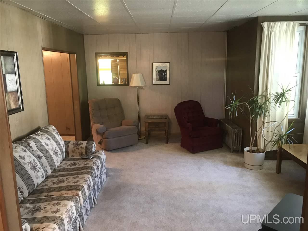 170 Bluff Street Ishpeming, MI 49849 - Photo 11 of 30