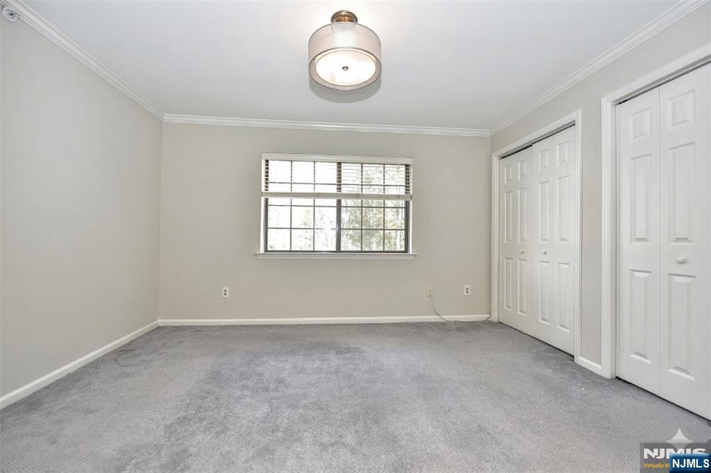 3707 Mark Twain Way Mahwah, NJ 07430 - Photo 16 of 27