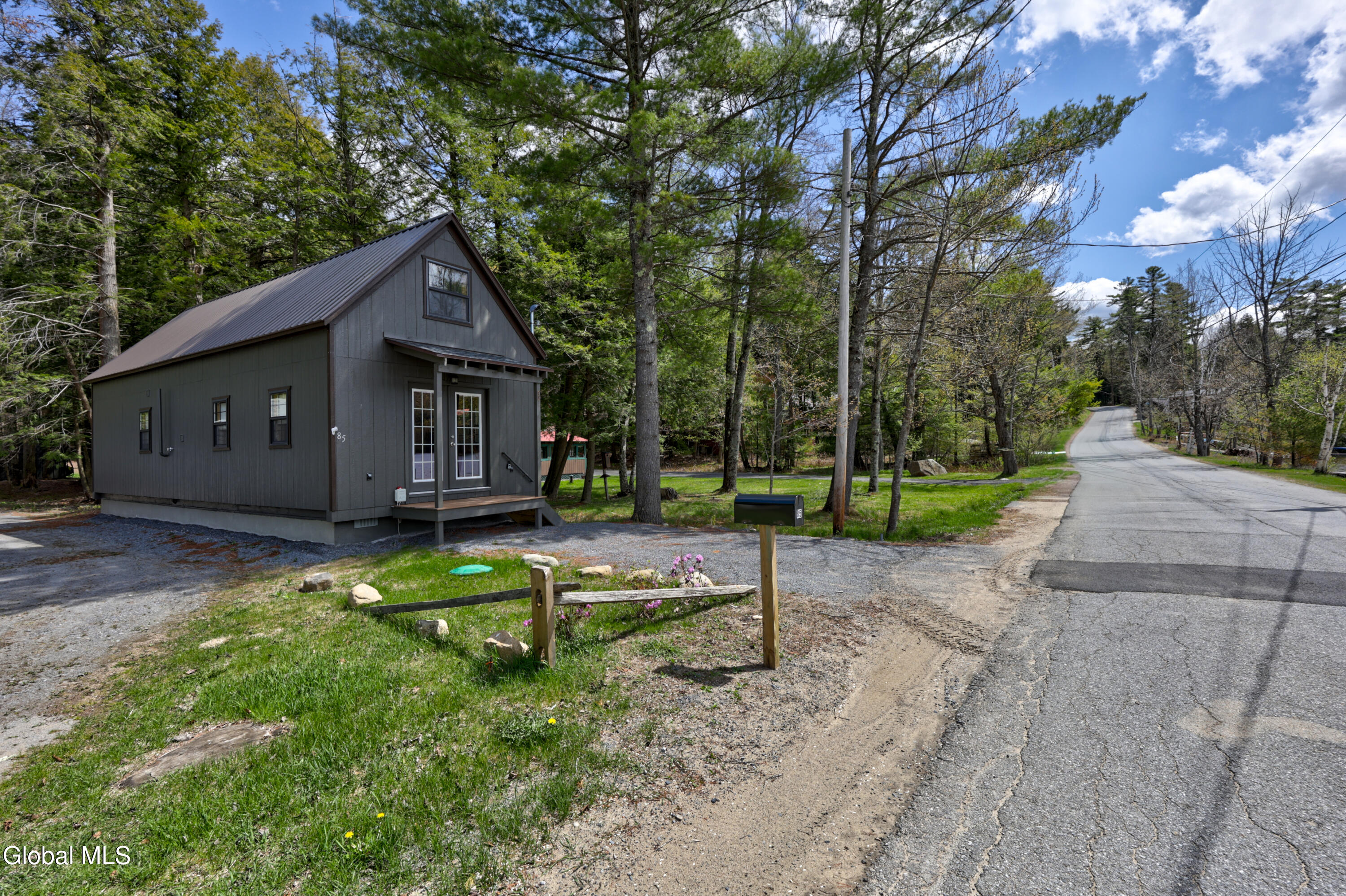 85 Hunt Lake Road Corinth, NY 12822 - Photo 4 of 33 4