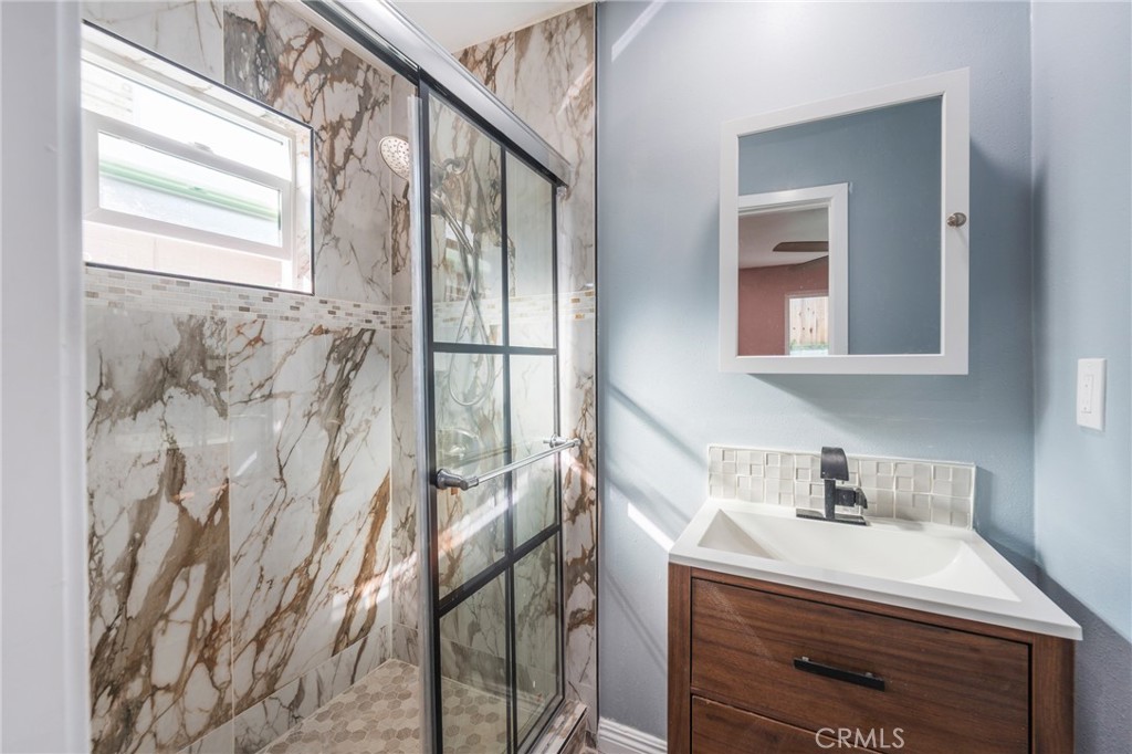 1680 South Rimpau Boulevard Los Angeles, CA 90019 - Photo 18 of 35